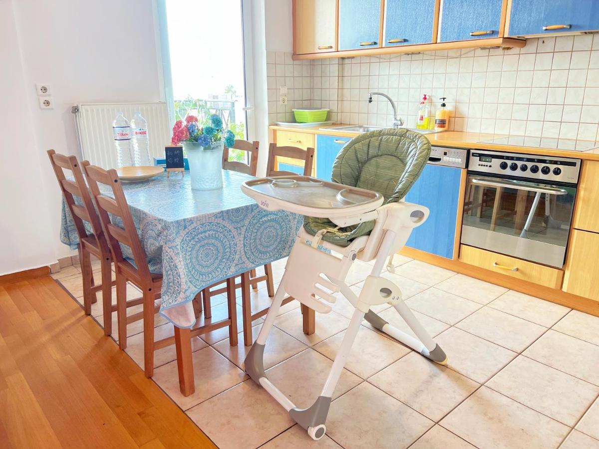 Cozy Fairytal Garden Apartment, Family Friendly, Free Parking, 15 Min To Airport Athen Eksteriør bilde