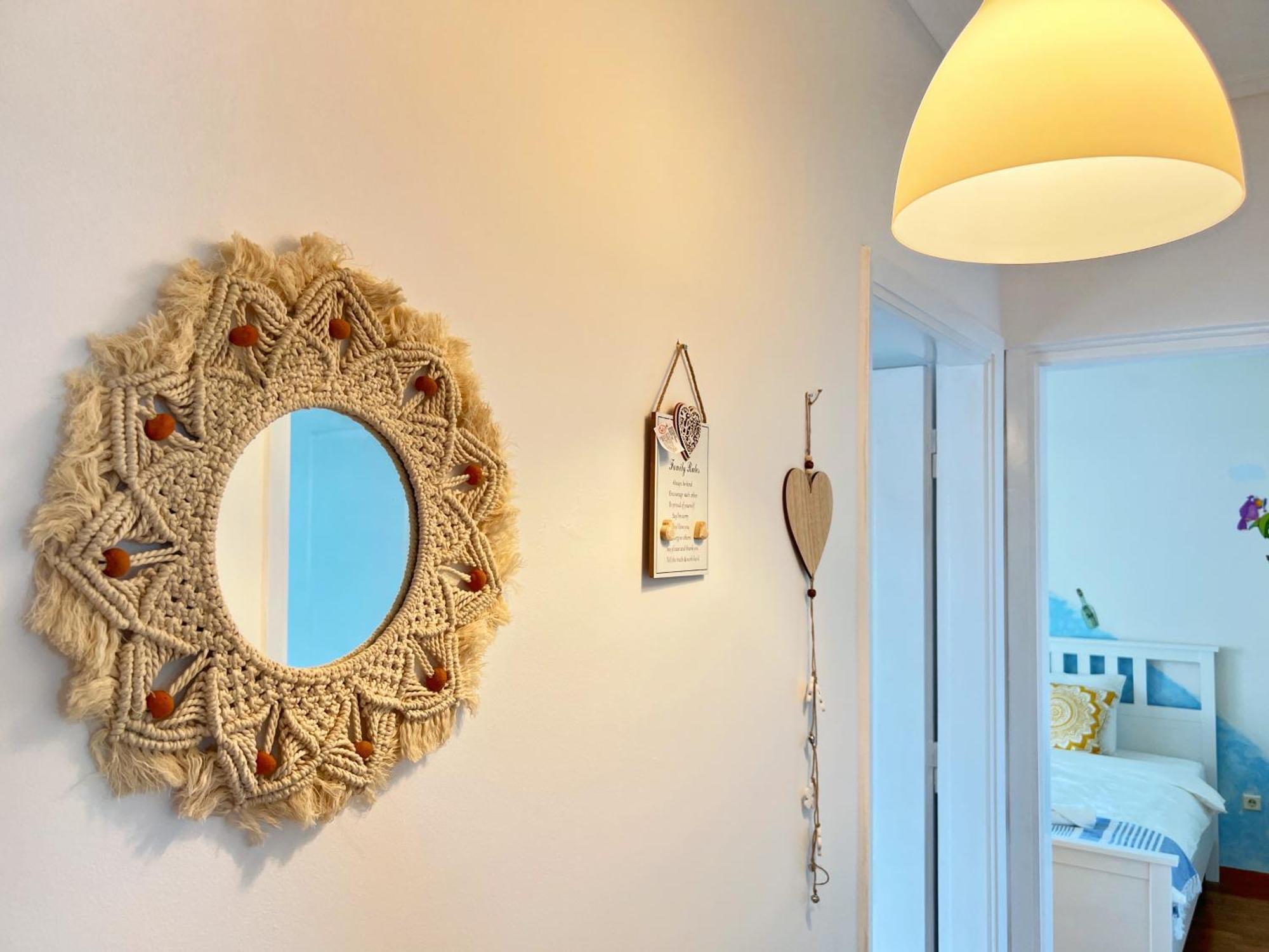 Cozy Fairytal Garden Apartment, Family Friendly, Free Parking, 15 Min To Airport Athen Eksteriør bilde